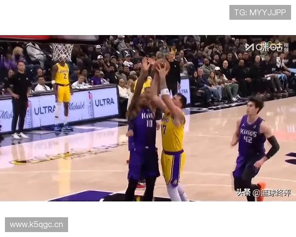 威少22分国王难逆转热巴强势