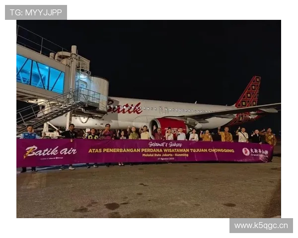 印尼媒体:中国把主场设在青岛想坑印尼,但印尼足协知道包机 印尼媒体:中国把主场设在青岛想坑印尼,但印尼足协知道包机